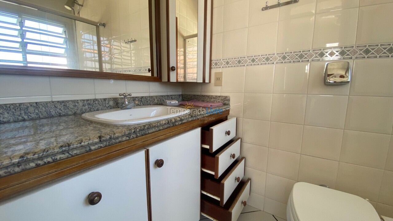 Casa para aluguel de temporada em Florianopolis (Jurerê Internacional)