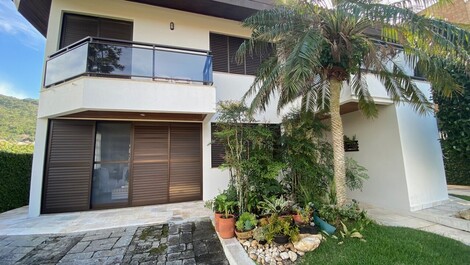 Excelente Casa para aluguel de temporada em Brava, Florianópolis,...