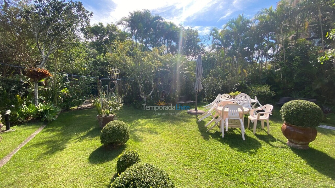 Casa para aluguel de temporada em Florianópolis (Brava)