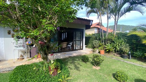 Excelente Casa para aluguel de temporada em Brava, Florianópolis,...