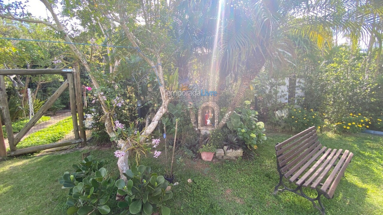 Casa para aluguel de temporada em Florianópolis (Brava)
