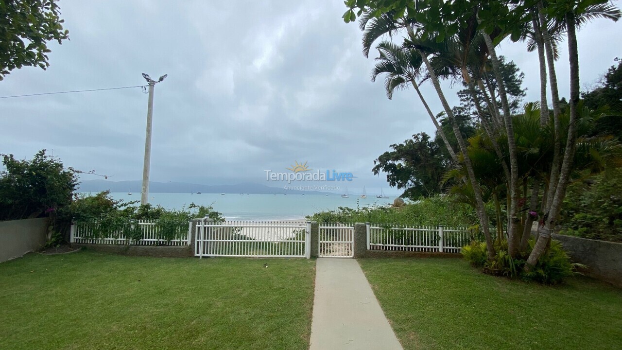 Casa para aluguel de temporada em Florianopolis (Jurerê)