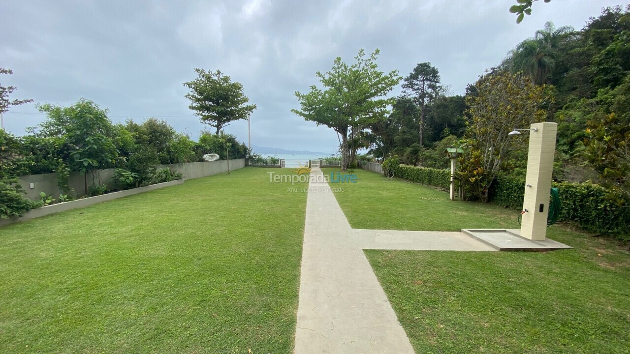 Casa para aluguel de temporada em Florianopolis (Jurerê)