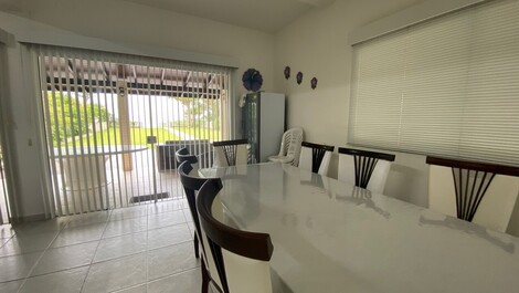 Excelente Casa para aluguel de temporada em Jurerê, Florianópolis,...