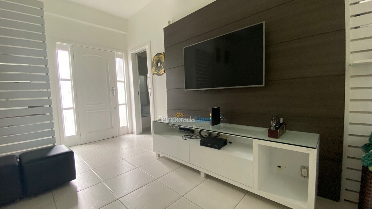 Casa para aluguel de temporada em Florianopolis (Jurerê)