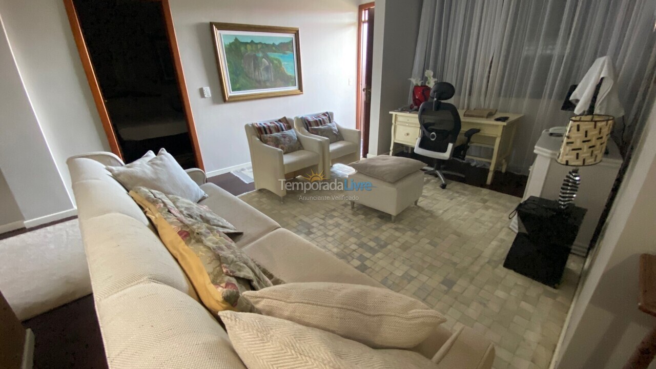 Casa para aluguel de temporada em Florianópolis (Brava)