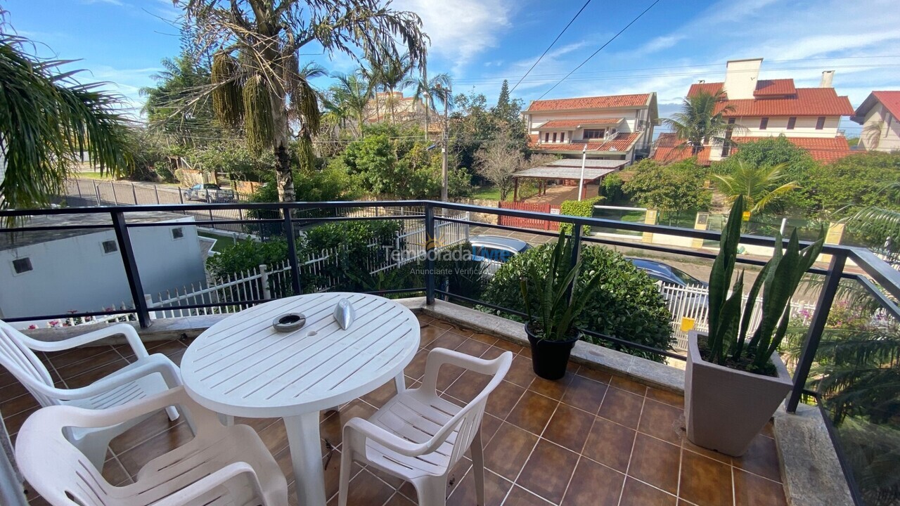 Casa para aluguel de temporada em Florianópolis (Brava)