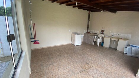 Excelente Casa para aluguel de temporada em Ponta das Canas,...