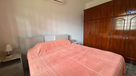 Excelente Casa para aluguel de temporada em Ponta das Canas,...