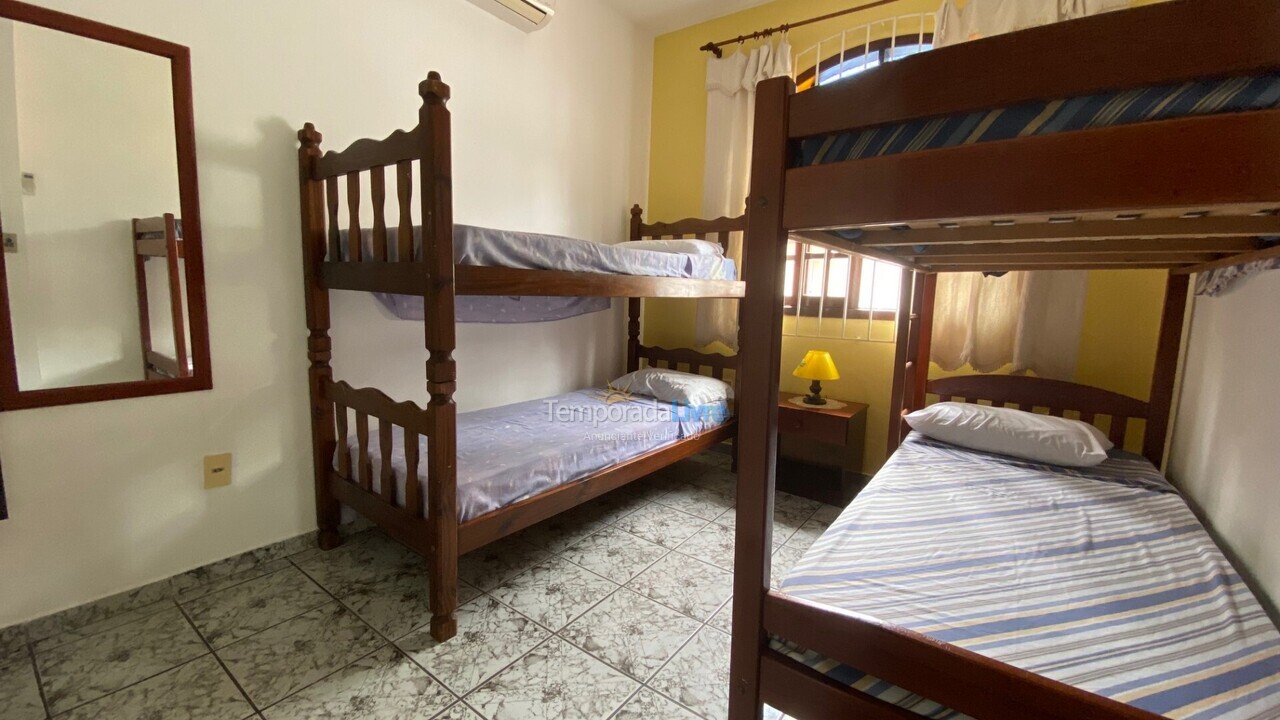 Casa para aluguel de temporada em Florianópolis (Ponta das Canas)