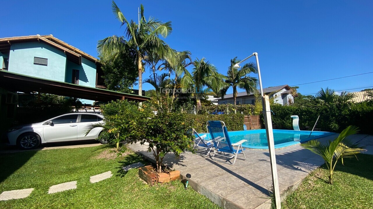 Casa para aluguel de temporada em Florianópolis (Ponta das Canas)