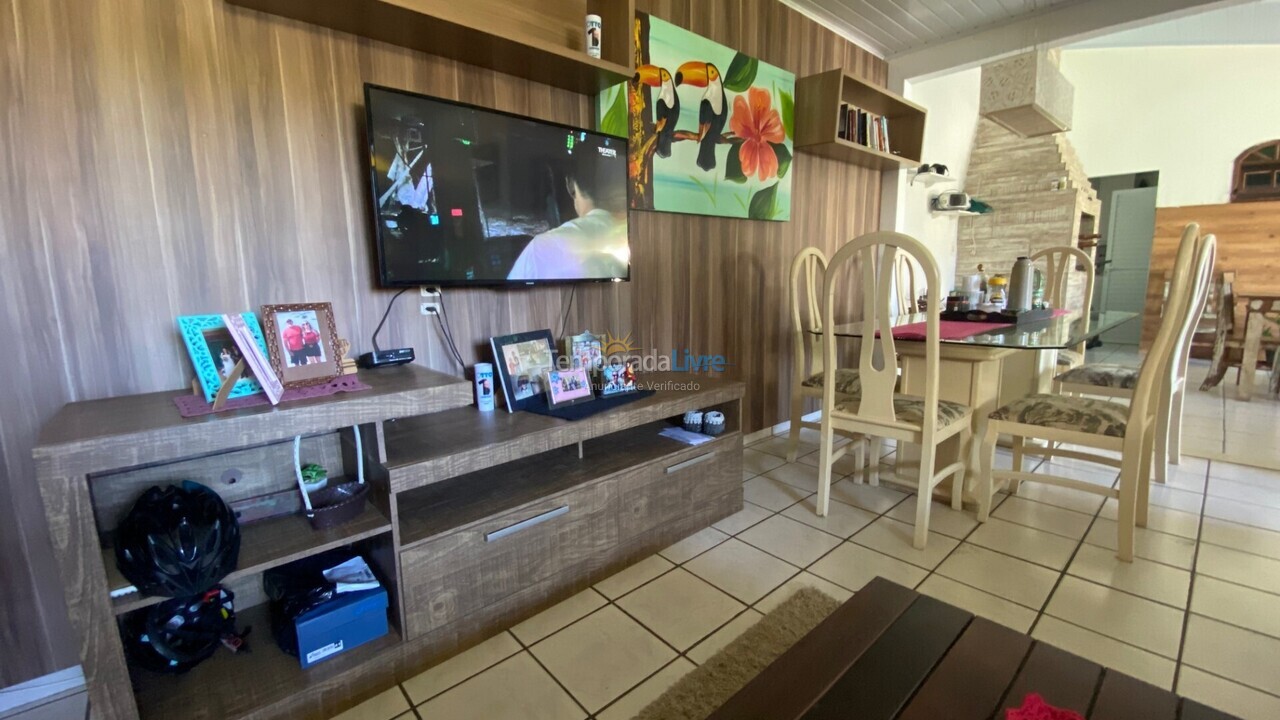 Casa para aluguel de temporada em Florianópolis (Ponta das Canas)