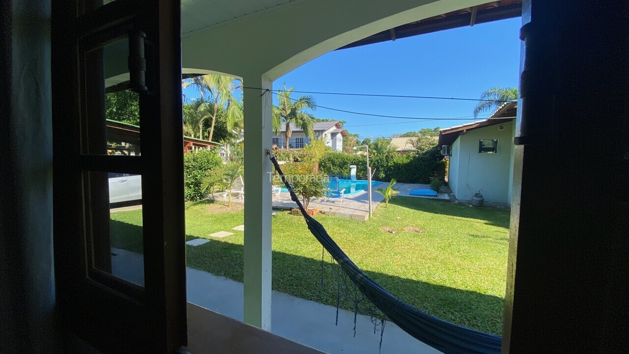 Casa para aluguel de temporada em Florianópolis (Ponta das Canas)