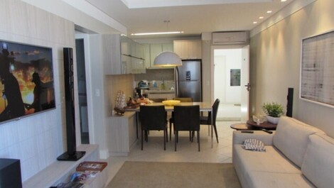 Beautiful apartment in Água Azul condominium, 100 meters from the sea