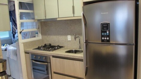 Beautiful apartment in Água Azul condominium, 100 meters from the sea