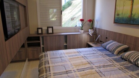 Beautiful apartment in Água Azul condominium, 100 meters from the sea