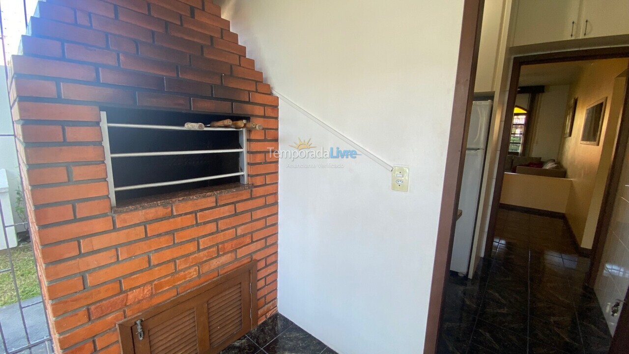 Casa para aluguel de temporada em Florianópolis (Ponta das Canas)