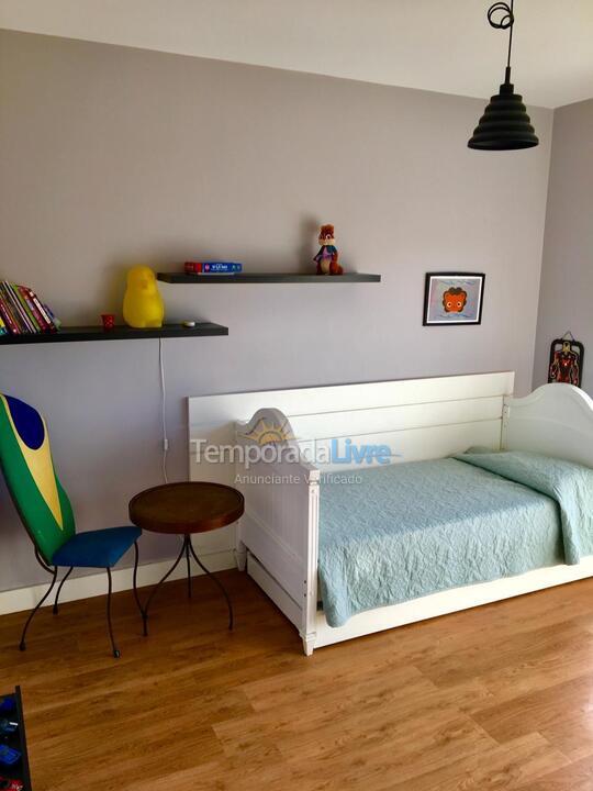 Casa para aluguel de temporada em Florianopolis (Jurerê Internacional)