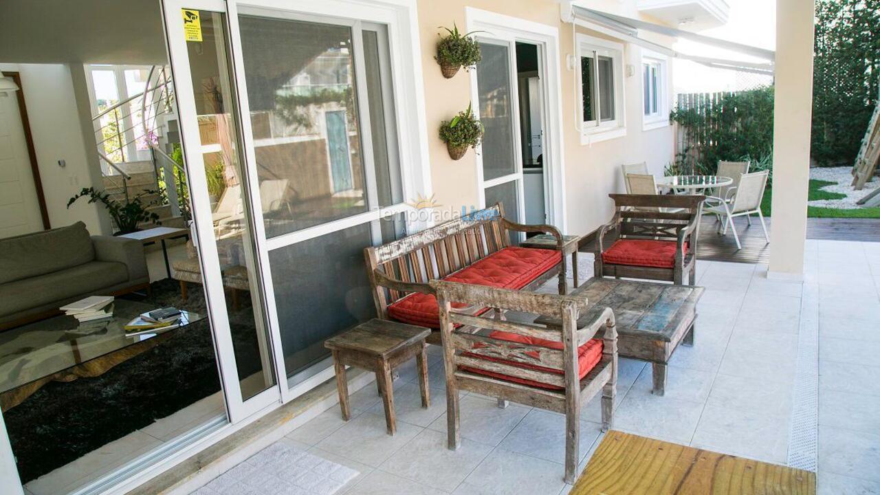 Casa para aluguel de temporada em Florianopolis (Jurerê Internacional)