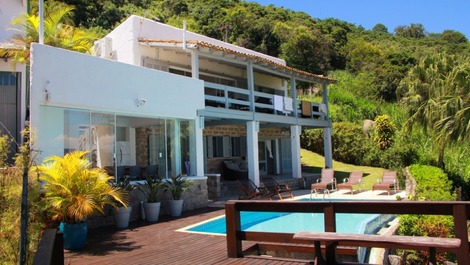 INCREÍBLE CASA, MARAVILLOSA VISTA, FUERA DEL MAR