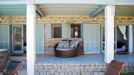 INCREÍBLE CASA, MARAVILLOSA VISTA, FUERA DEL MAR