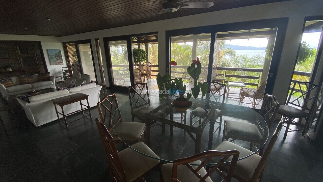 Casa para aluguel de temporada em Florianópolis (Lagoinha)