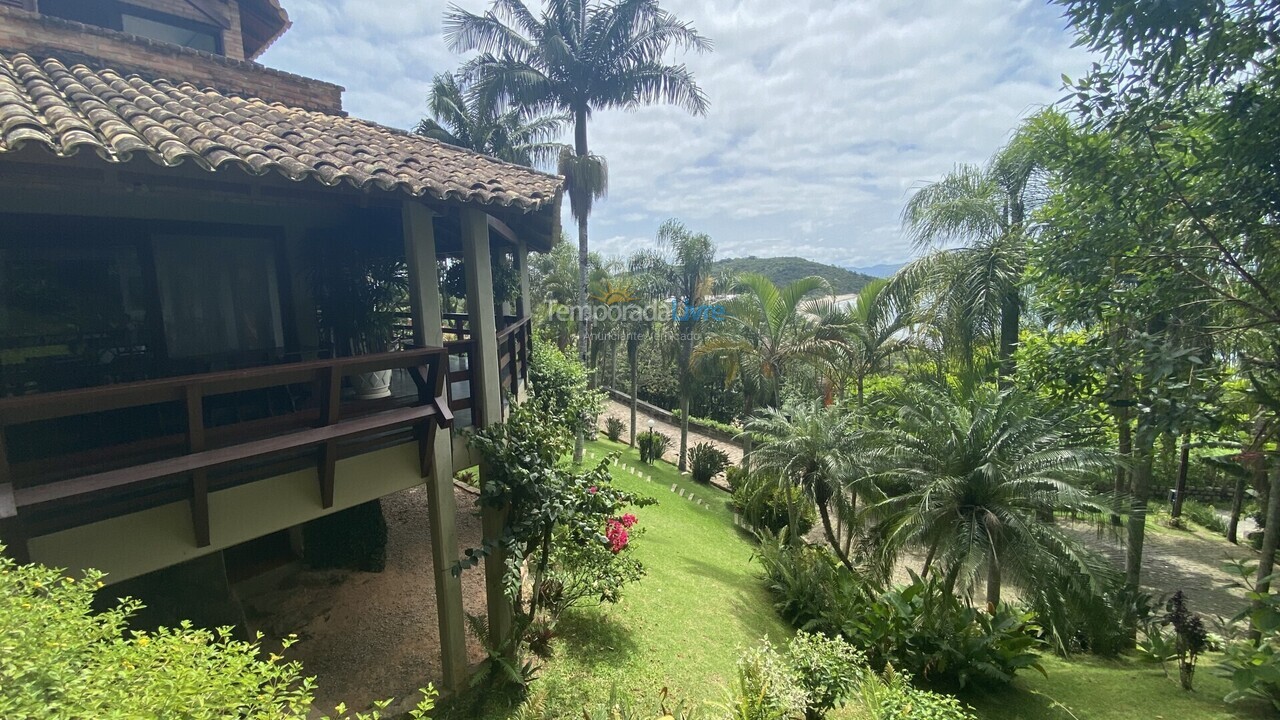 Casa para aluguel de temporada em Florianópolis (Lagoinha)