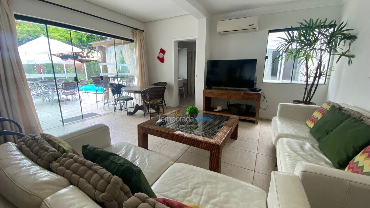 Casa para alquiler de vacaciones em Florianopolis (Jurerê Internacional)