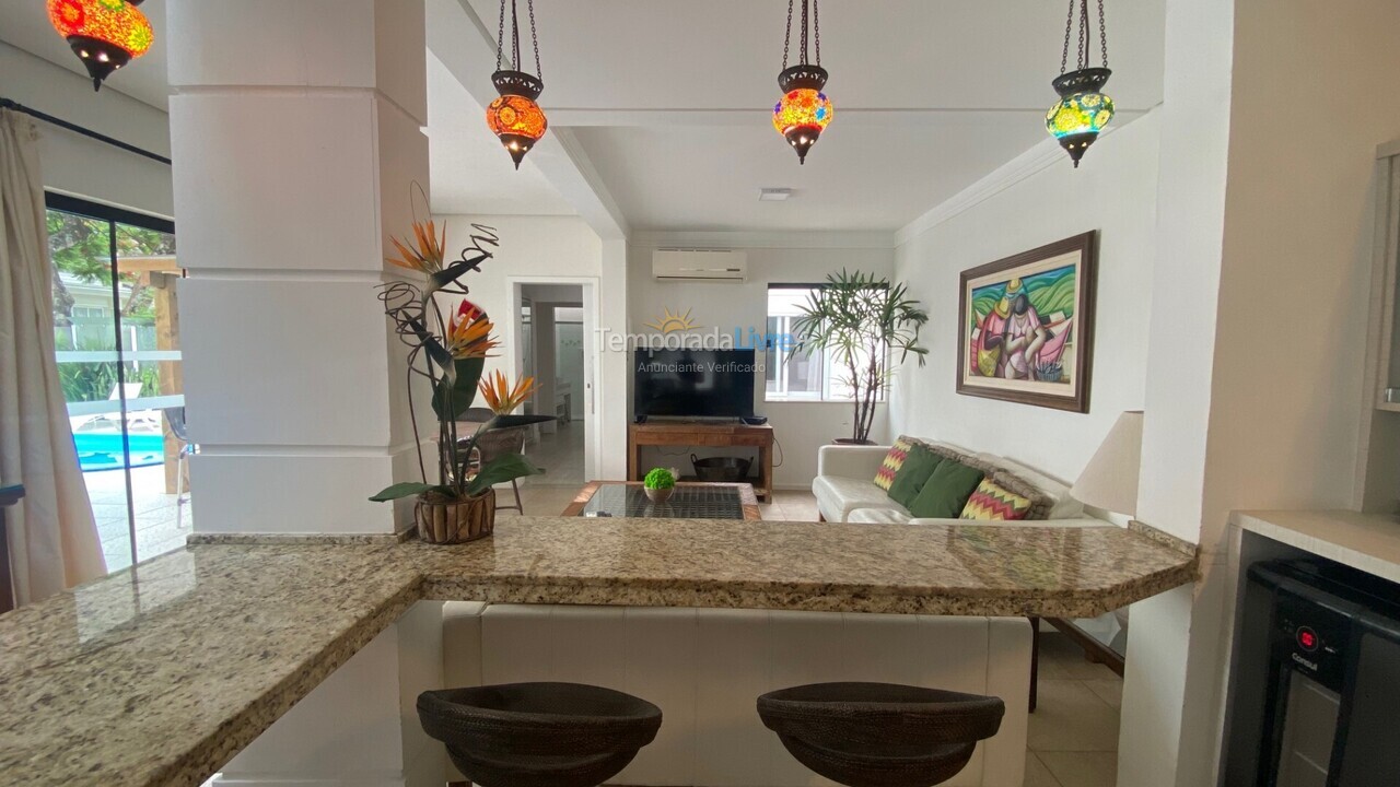 Casa para alquiler de vacaciones em Florianopolis (Jurerê Internacional)