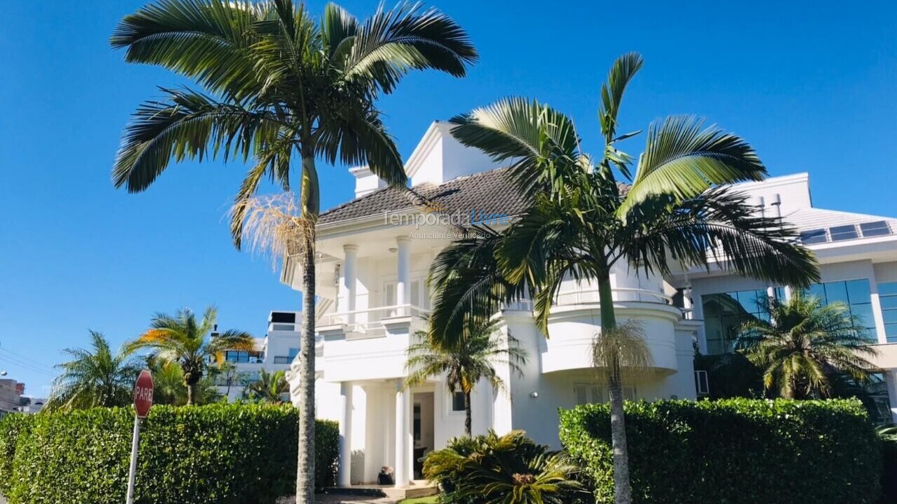 Casa para aluguel de temporada em Florianopolis (Jurerê Internacional)