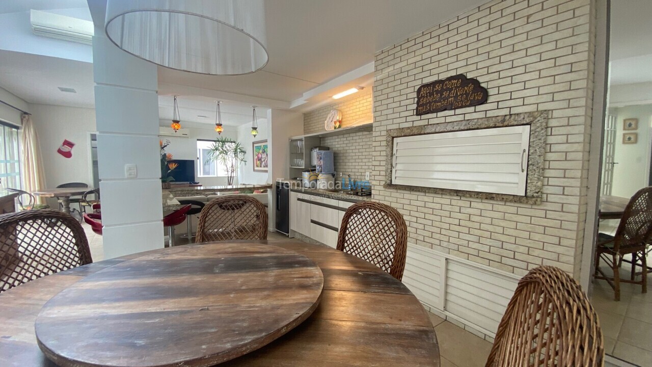 Casa para alquiler de vacaciones em Florianopolis (Jurerê Internacional)
