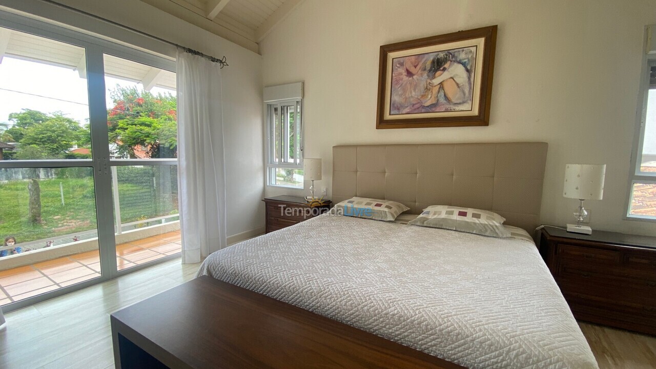 Casa para alquiler de vacaciones em Florianopolis (Jurerê Internacional)