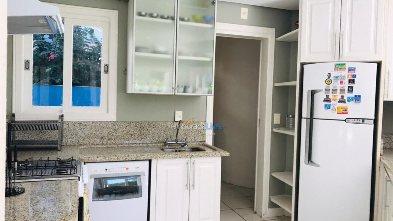 Casa para aluguel de temporada em Florianopolis (Jurerê Internacional)