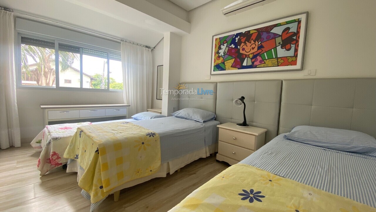 Casa para alquiler de vacaciones em Florianopolis (Jurerê Internacional)