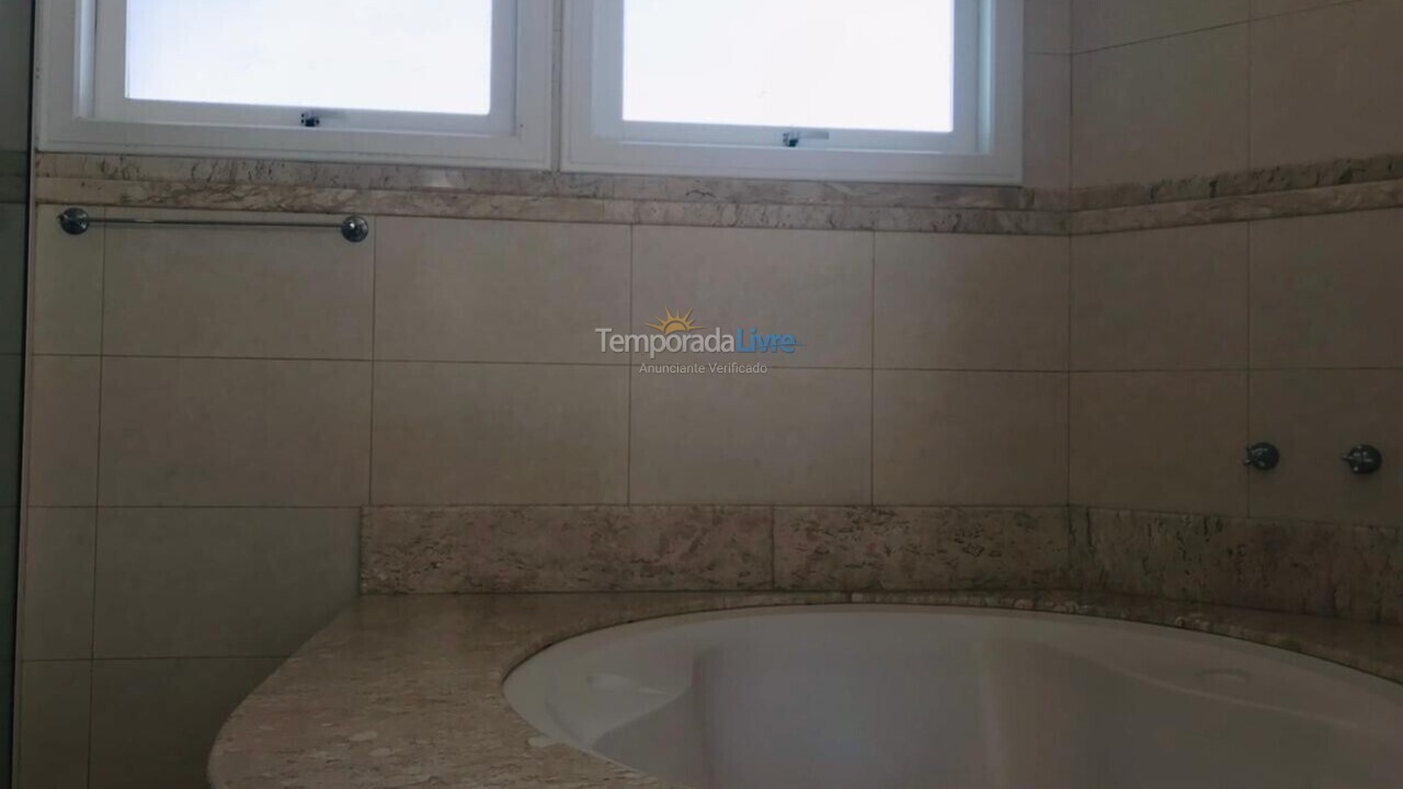 Casa para aluguel de temporada em Florianopolis (Jurerê Internacional)