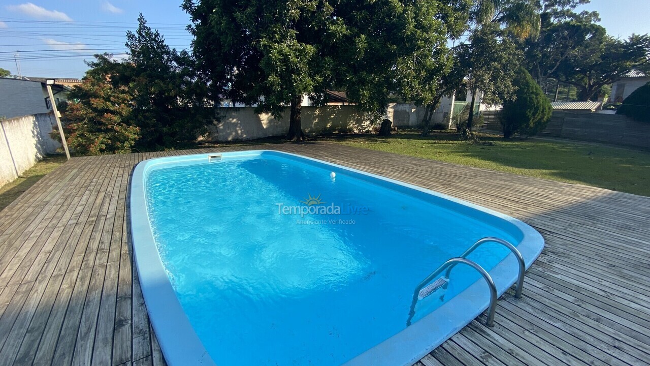 Casa para aluguel de temporada em Florianópolis (Cachoeira do Bom Jesus)