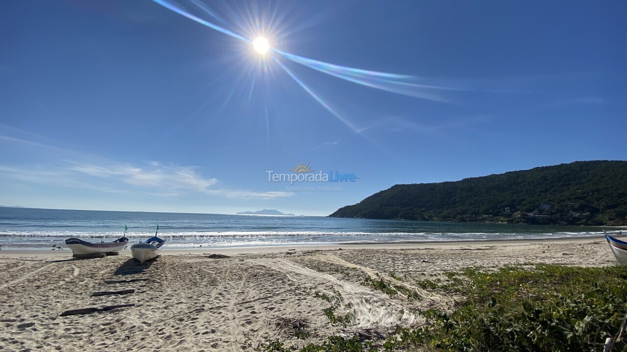 Casa para aluguel de temporada em Florianópolis (Lagoinha)