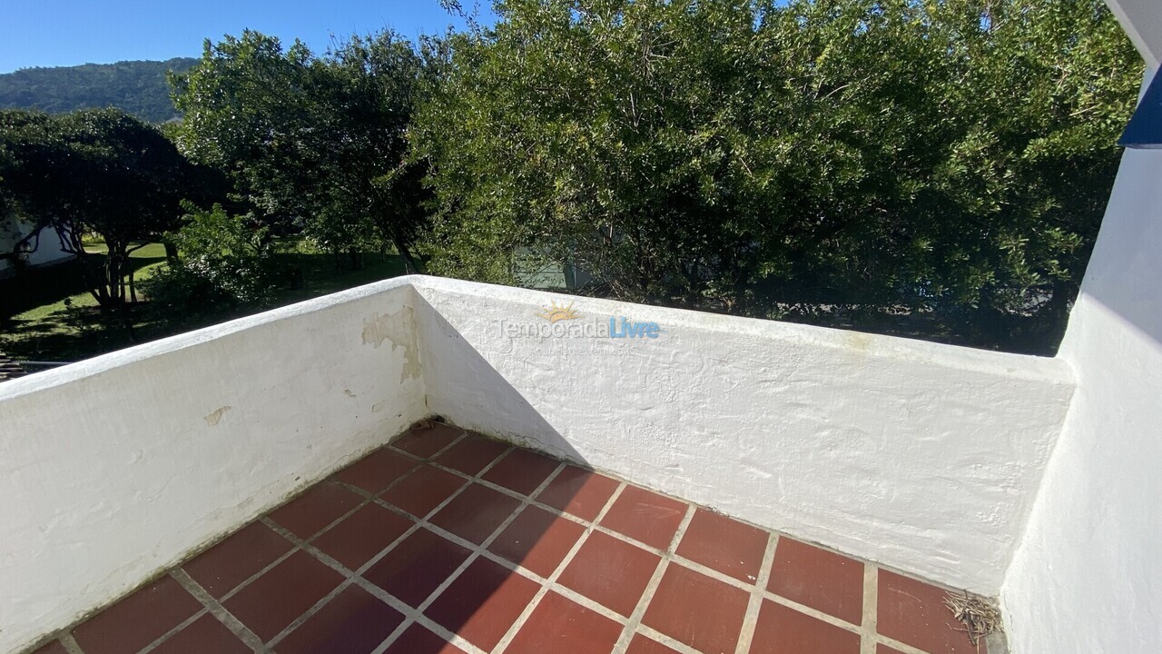 Casa para aluguel de temporada em Florianópolis (Lagoinha)