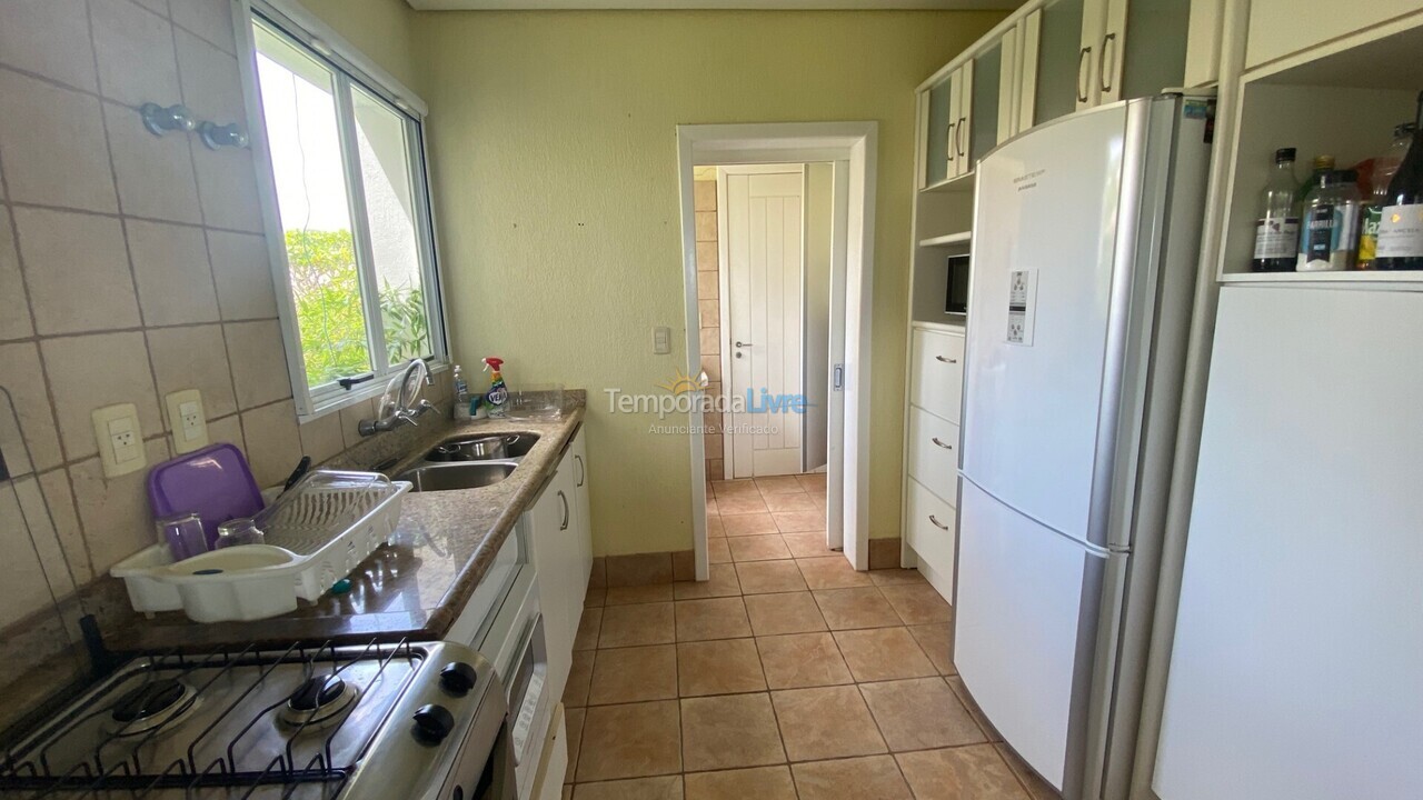 Casa para aluguel de temporada em Florianópolis (Lagoinha)