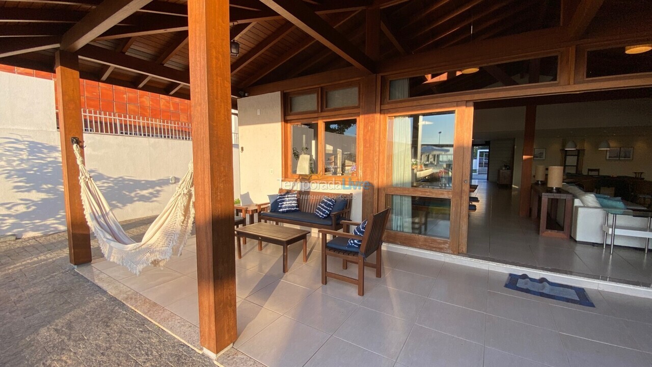 Casa para aluguel de temporada em Florianópolis (Cachoeira do Bom Jesus)