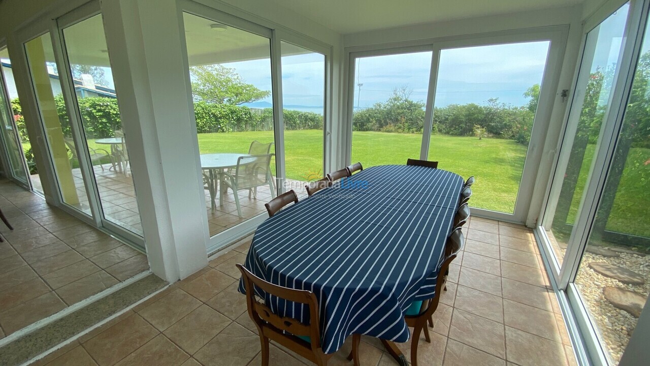 Casa para aluguel de temporada em Florianópolis (Lagoinha)
