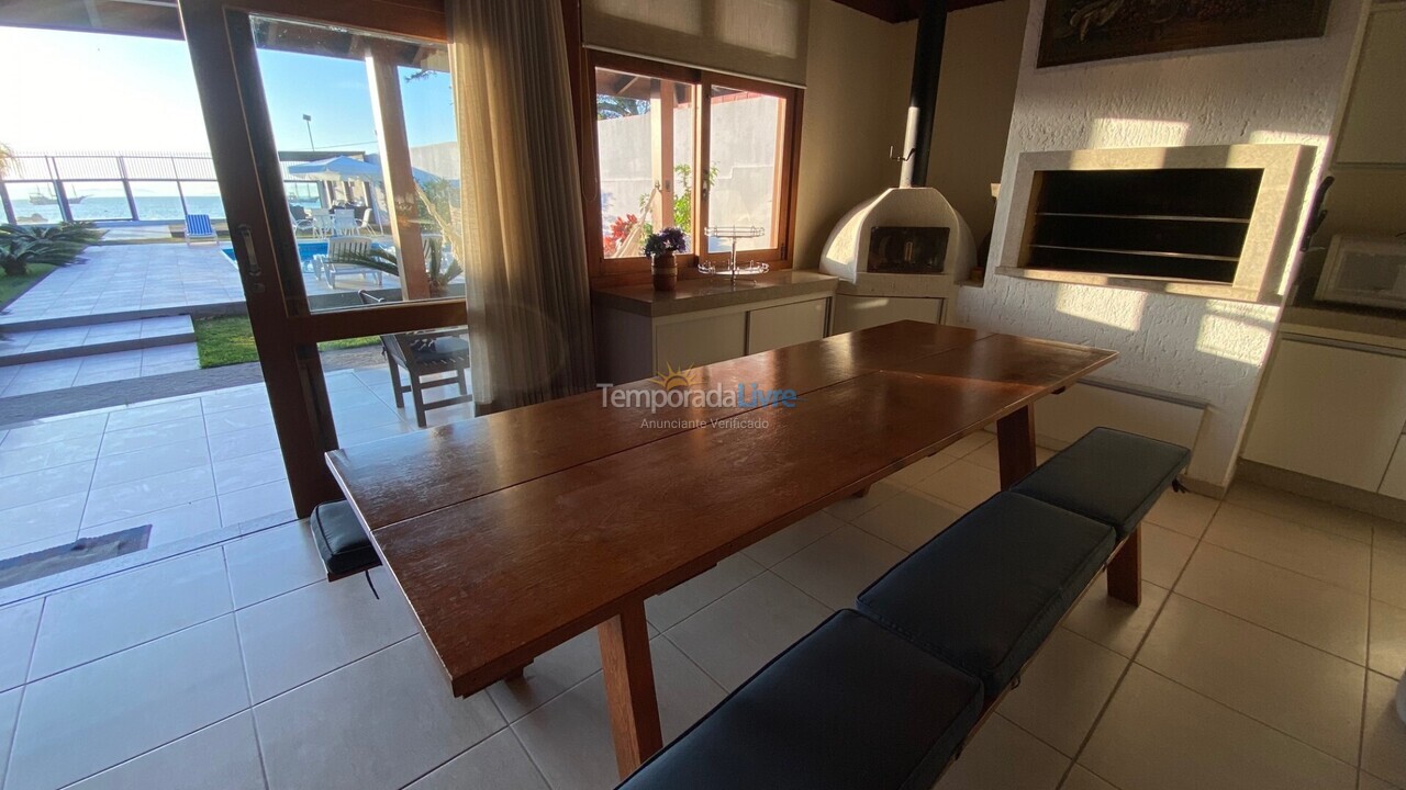 Casa para aluguel de temporada em Florianópolis (Cachoeira do Bom Jesus)