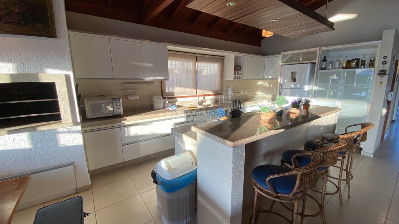 Casa para aluguel de temporada em Florianópolis (Cachoeira do Bom Jesus)