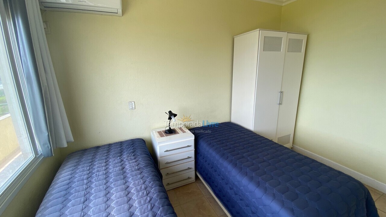 Casa para aluguel de temporada em Florianópolis (Lagoinha)