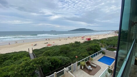 High standard apartment with perfect sea view