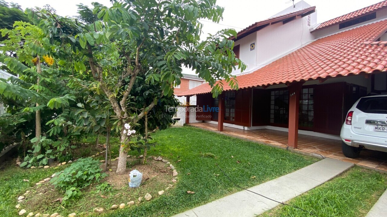 Casa para aluguel de temporada em Florianópolis (Cachoeira do Bom Jesus)