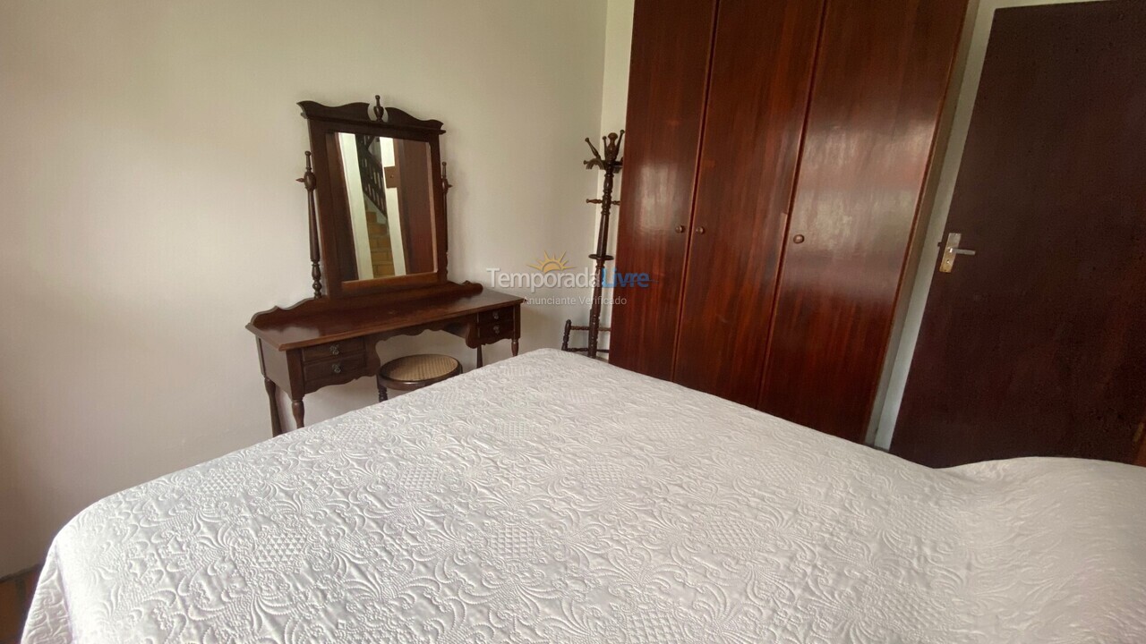 Casa para aluguel de temporada em Florianópolis (Cachoeira do Bom Jesus)