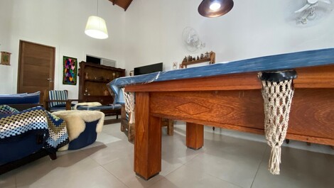 Extremely comfortable house, 4 bedrooms, 6 air, 100 meters from the sea