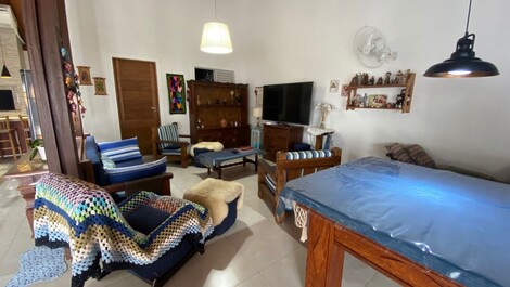 Extremely comfortable house, 4 bedrooms, 6 air, 100 meters from the sea