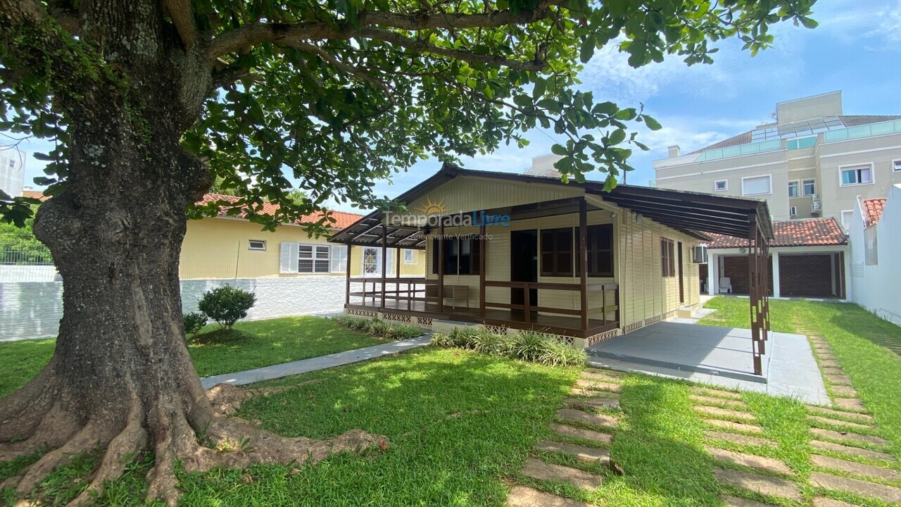 House for vacation rental in Florianopolis (Praia dos Ingleses)